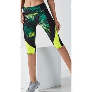 Fabletics Navassa Palm Crop